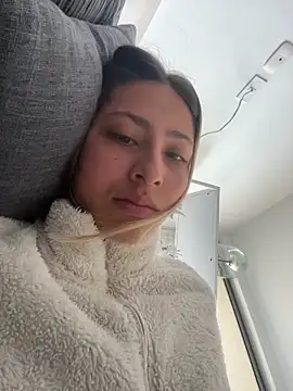 Ameellie online show from 03/28/26, 01:33