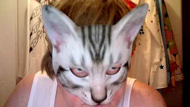 Snapshot of Sigorius chatting on 01/04/25, 05:47 Sigorius online show from 01/04/25, 05:47