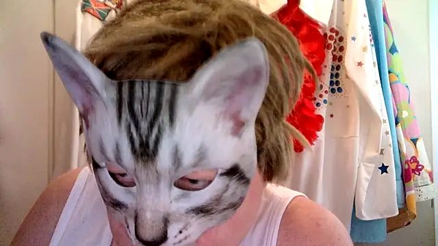 Snapshot of Sigorius chatting on 01/05/25, 11:26 Sigorius online show from 01/05/25, 11:26