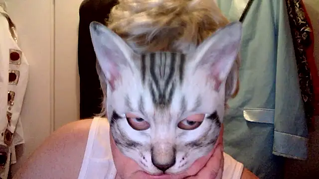 Snapshot of Sigorius chatting on 01/12/26, 02:39 Sigorius online show from 01/12/26, 02:39