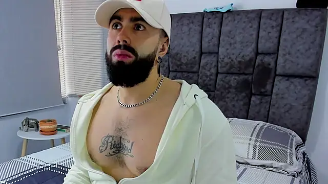 Zack Froone online show from 02/05/25, 04:58