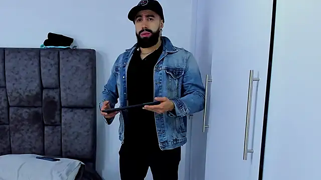 Zack Froone online show from 02/20/25, 04:36