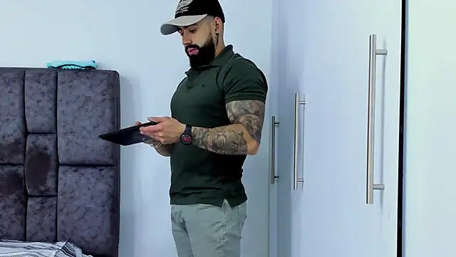 Zack Froone online show from 03/18/25, 03:53