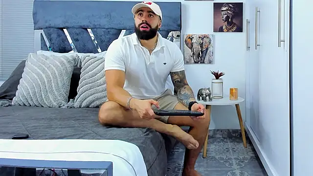 Zack Froone online show from 03/11/26, 01:17