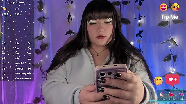 Snapshot of limoncito_blossom chatting on 11/09/25, 12:25 limoncito blossom online show from 11/09/25, 12:25