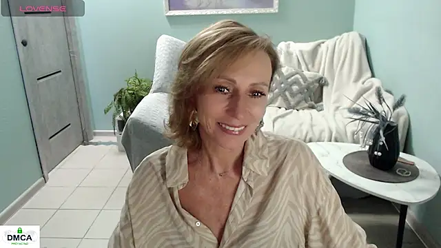 Snapshot of HornyMilf_777 chatting on 07/04/26, 06:41 HornyMilf 777 online show from 07/04/26, 06:41
