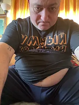 Snapshot of Russirayu chatting on 02/23/25, 03:18 Russirayu online show from 02/23/25, 03:18