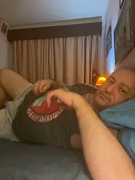 Snapshot of Russirayu chatting on 09/20/25, 10:00 Russirayu online show from 09/20/25, 10:00