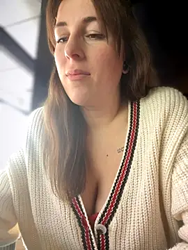 MommmyYummy online show from 10/31/25, 10:38