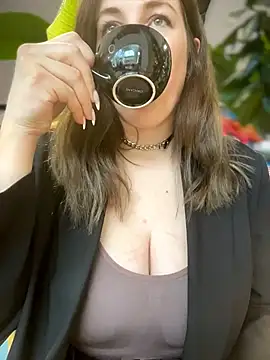 MommmyYummy online show from 06/04/26, 09:48