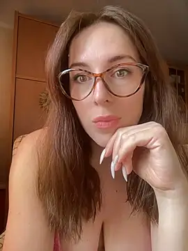 MommmyYummy online show from 06/05/26, 02:45