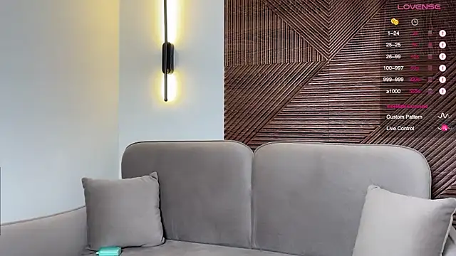 MonikaBos online show from 12/02/25, 09:43