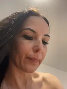 Snapshot of Carla_Angel chatting on 02/21/26, 02:40 Carla Angel online show from 02/21/26, 02:40