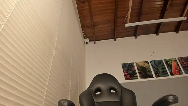  Molly rosse  online show from 03/25/26, 12:33