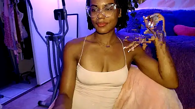 Snapshot of CocoSage chatting on 06/23/26, 05:27 CocoSage online show from 06/23/26, 05:27