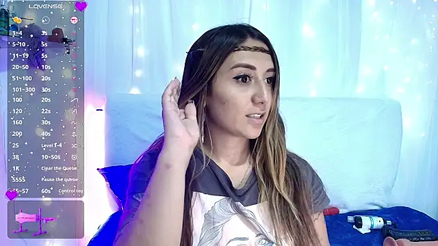 Natasha Wilde  online show from 01/17/25, 10:12