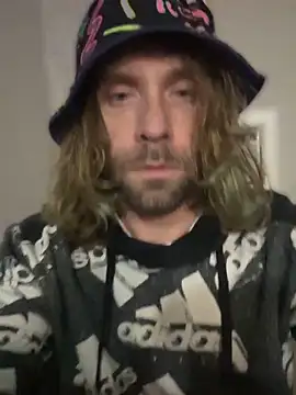 4kUsh2Fashion0 online show from 12/27/24, 02:47