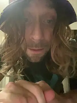 4kUsh2Fashion0 online show from 03/12/25, 05:07