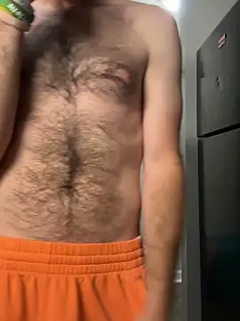 4kUsh2Fashion0 online show from 09/09/25, 12:05