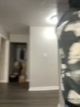 4kUsh2Fashion0 online show from 10/23/25, 01:10