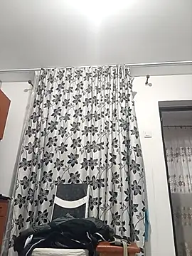 Snapshot of florin421 chatting on 03/02/26, 07:15 florin421 online show from 03/02/26, 07:15