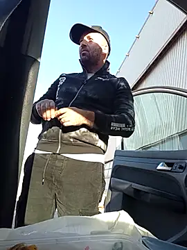 florin421 online show from 04/05/26, 06:10