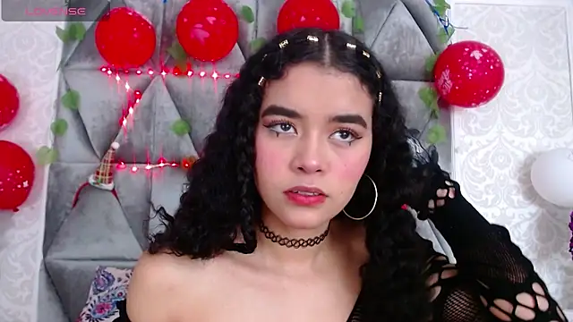 Snapshot of Angela_lovee chatting on 01/03/25, 12:52 Angela lovee online show from 01/03/25, 12:52