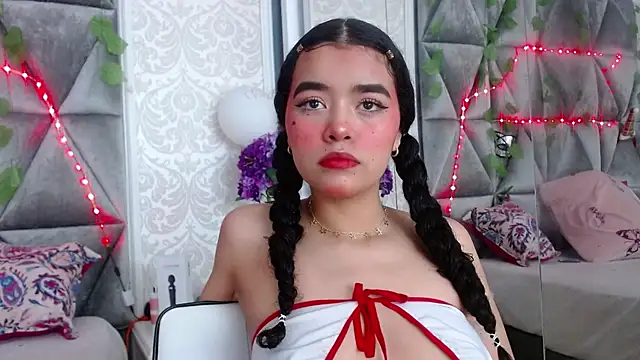 Snapshot of Angela_lovee chatting on 01/07/25, 01:03 Angela lovee online show from 01/07/25, 01:03