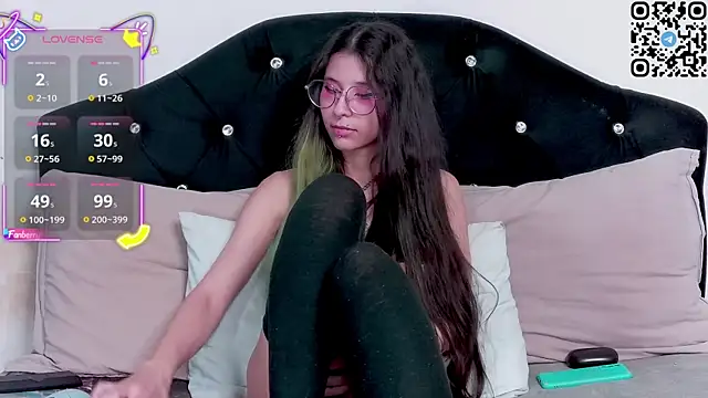 Snapshot of nonawhitemm chatting on 11/03/25, 10:53 nonawhitemm online show from 11/03/25, 10:53