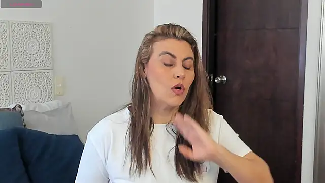 V monse online show from 09/14/25, 02:49