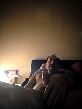 Snapshot of antoniox1978 chatting on 10/14/25, 03:24 antoniox1978 online show from 10/14/25, 03:24