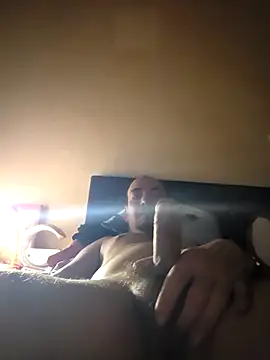 Snapshot of antoniox1978 chatting on 11/13/25, 04:28 antoniox1978 online show from 11/13/25, 04:28