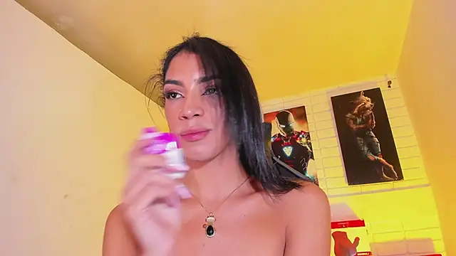 Snapshot of Alahia_Rodriguez chatting on 03/06/25, 10:36 Alahia Rodriguez online show from 03/06/25, 10:36