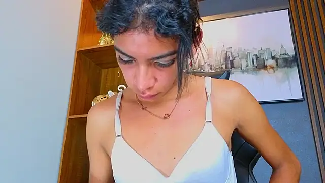 Alahia Rodriguez online show from 05/24/26, 12:21