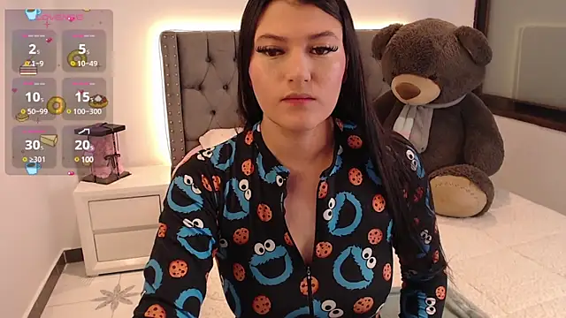 Nicols66 online show from 12/18/24, 08:47