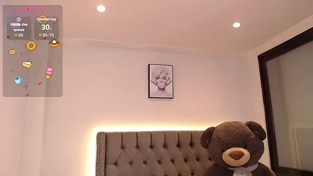 Nicols66 online show from 09/23/25, 09:18