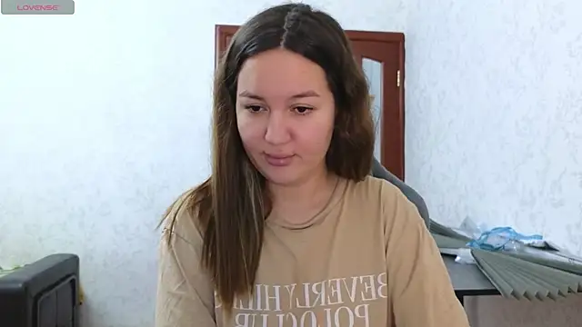 Nelly Fischer online show from 04/24/26, 03:36