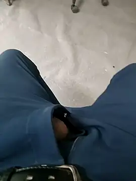 samlord261 online show from 12/25/24, 11:33