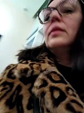 Ulyana72882 online show from 01/28/25, 07:00