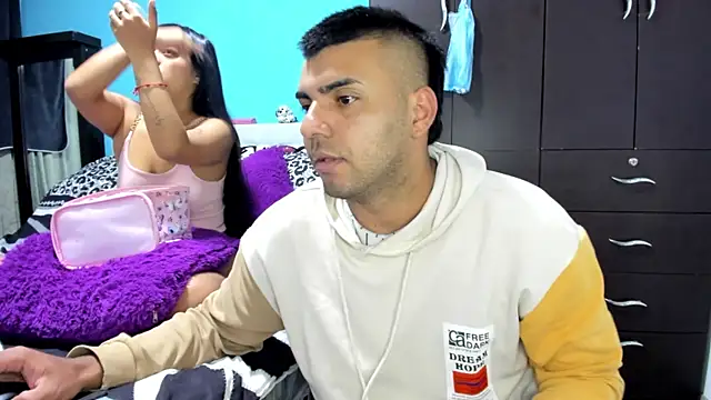 2ScarletandRyan8 online show from 10/23/25, 10:03