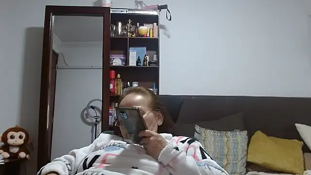 asleycavta online show from 09/24/25, 01:31