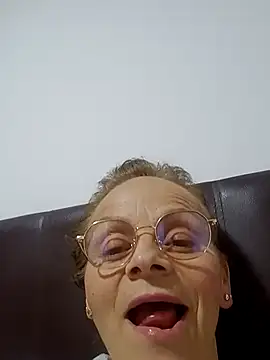 asleycavta online show from 10/02/25, 02:29