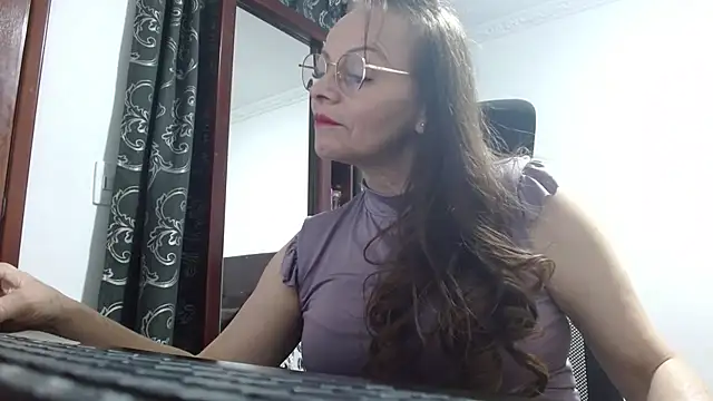 asleycavta online show from 10/22/25, 05:13