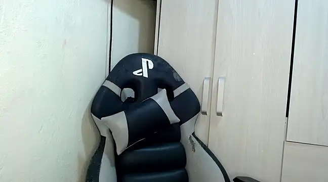 katery wok11 online show from 02/25/25, 03:42