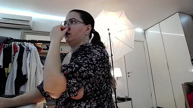 ILoveToFeelU online show from 03/17/25, 11:11