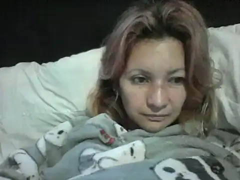 Snapshot of Paulita_x3 chatting on 02/15/25, 11:17 Paulita x3 online show from 02/15/25, 11:17