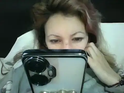 Snapshot of Paulita_x3 chatting on 03/10/25, 11:10 Paulita x3 online show from 03/10/25, 11:10