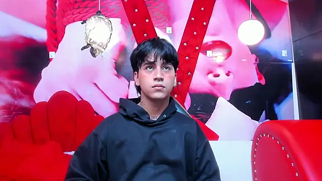 alex 477 online show from 10/10/25, 11:42