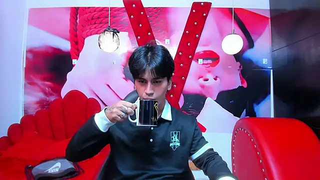 alex 477 online show from 10/28/25, 11:36