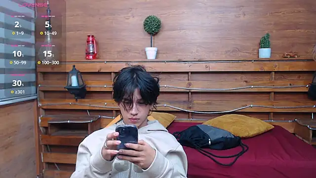 alex 477 online show from 03/28/26, 11:32